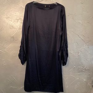 ELIE TAHARI Navy Silk Dress with long cut up blousing sleeves NWT size 12